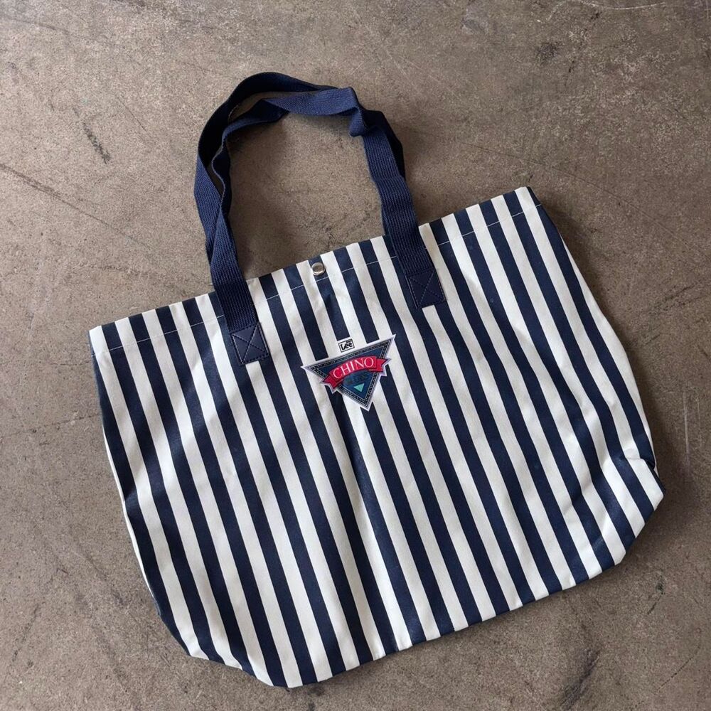 Lee Women's White Bag
